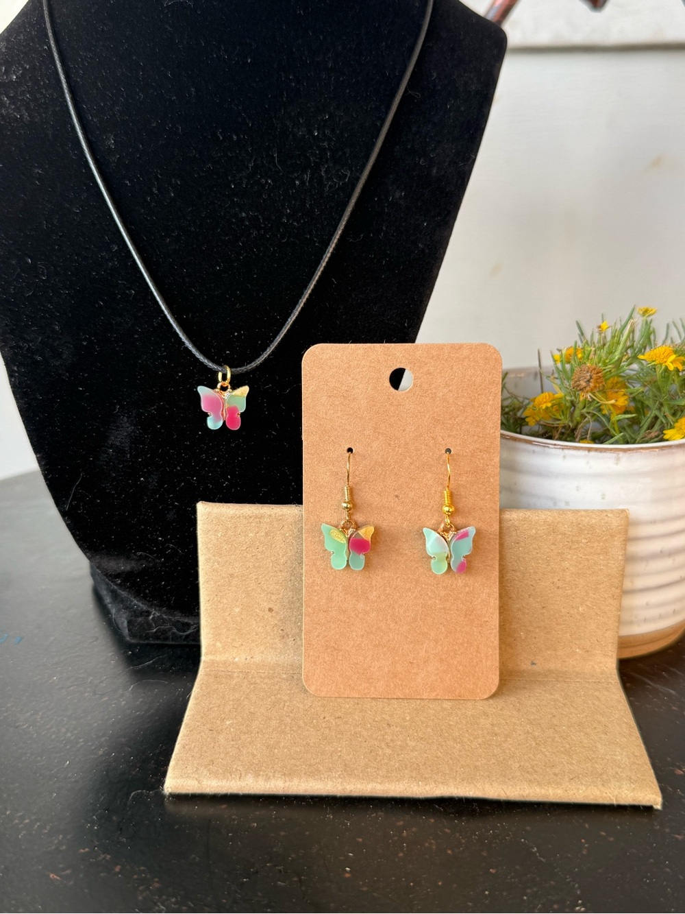 Butterfly Pendant Necklace and Earrings Set - Multicolor